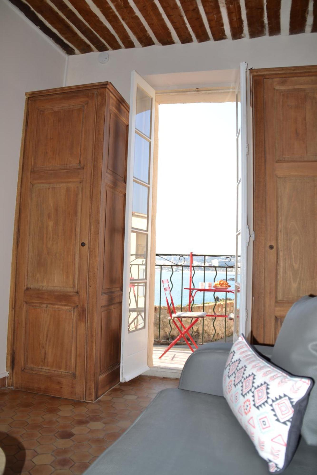 Appartement Antibes Vacances *